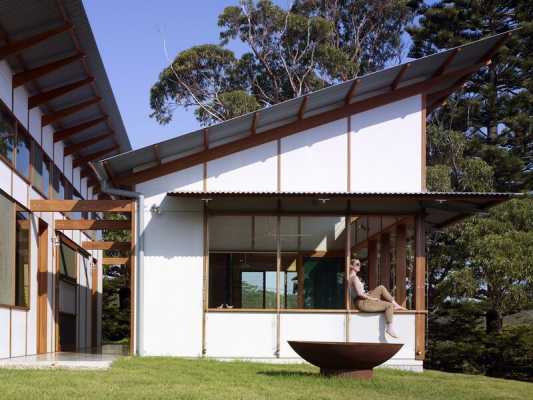 Dogtrot House by Dunn & Hillam Architects