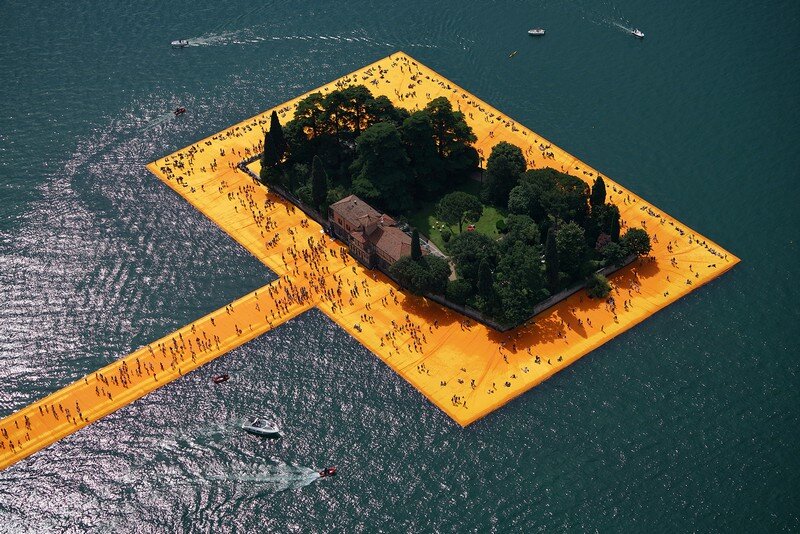 The Floating Piers - A 3 Kilometer-long Walkway Across the Water of Lake Iseo (10)