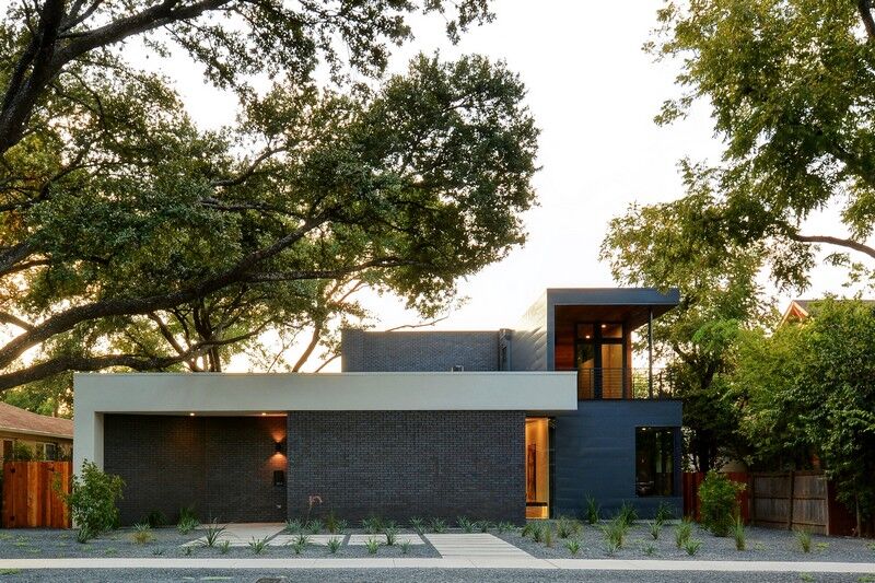 This Austin House Enables a Flexible Lifestyle (1)