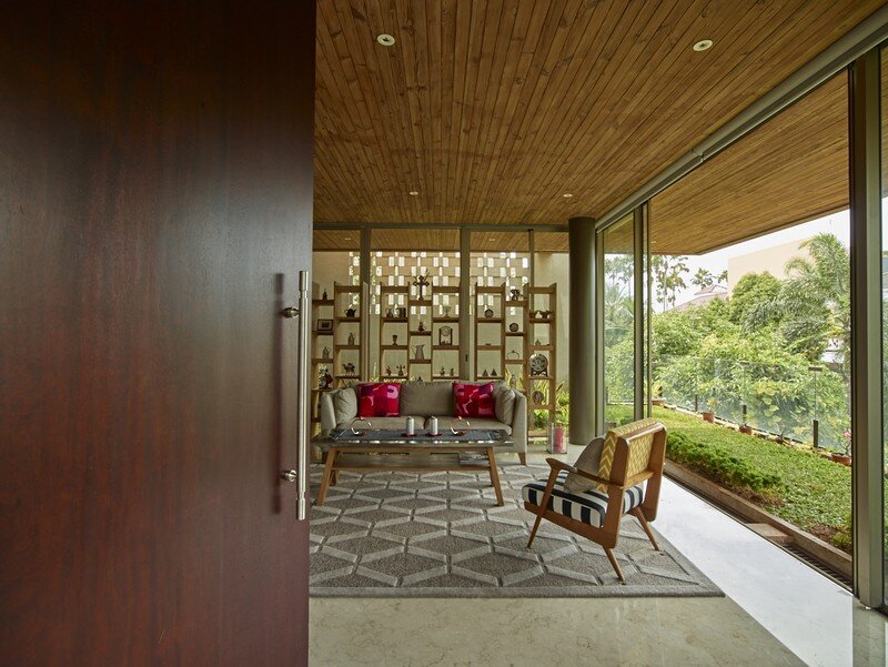 Tropical Open House in Jakarta, Indonesia / RAW Architecture