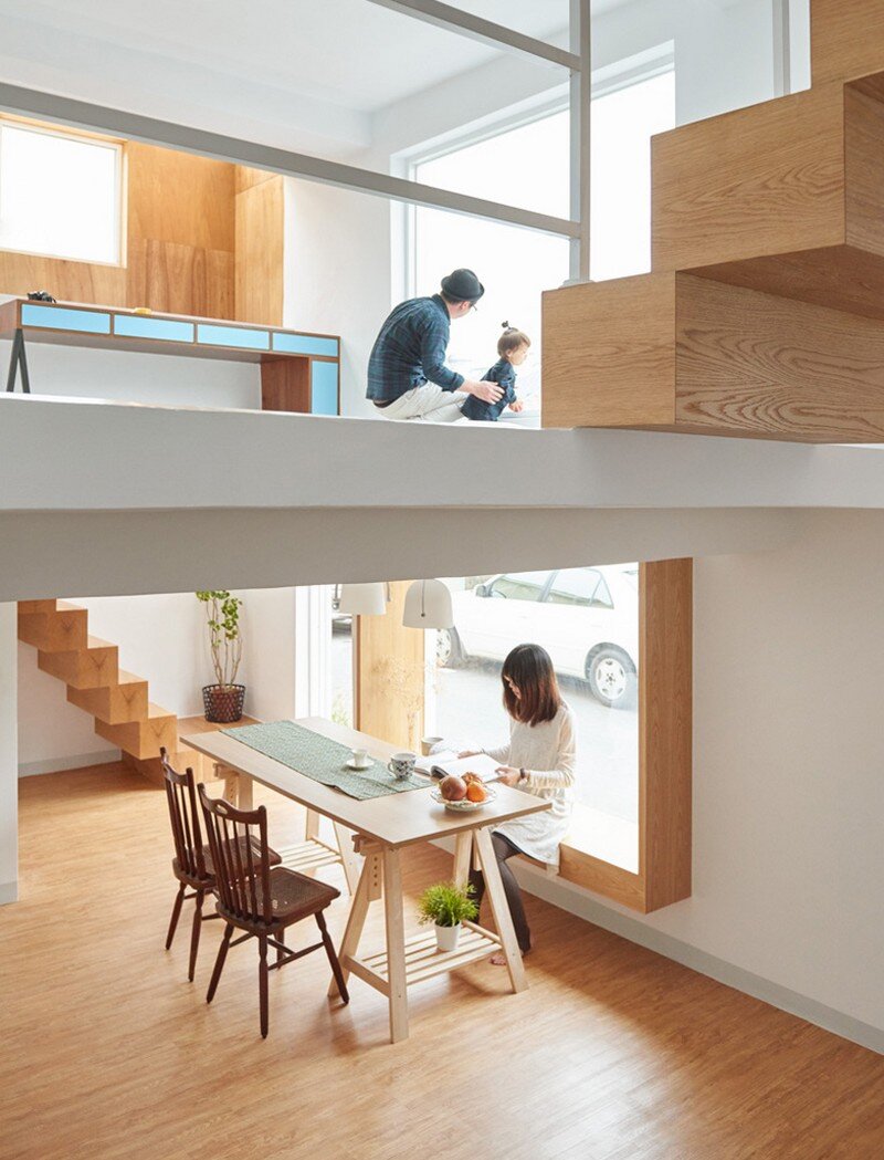 Airy Home in Taiwan with Optimal Balance Between Space and Lighting (24)
