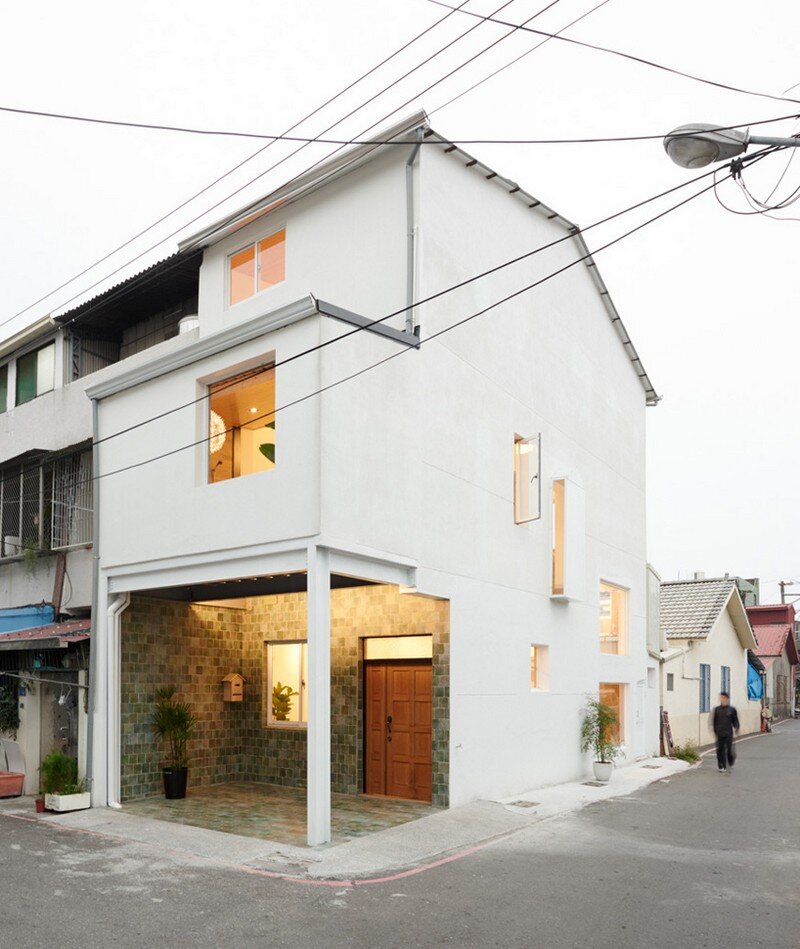 Airy Home in Taiwan with Optimal Balance Between Space and Lighting (8)