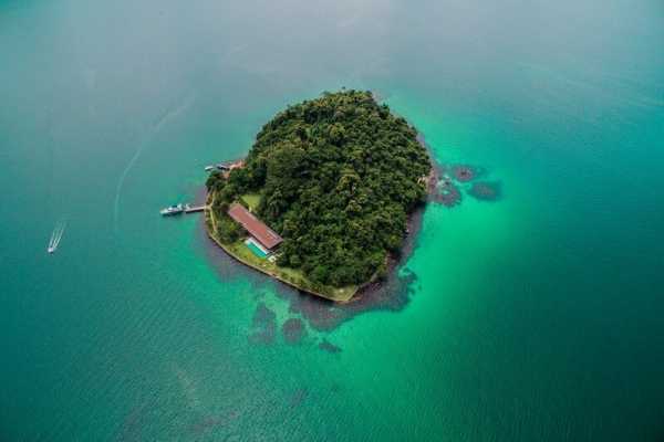 Island House by Jacobsen Arquitetura / Angra dos Reis