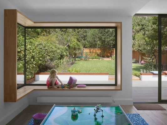 Minchenden Crescent House by Andrew Mulroy Architects