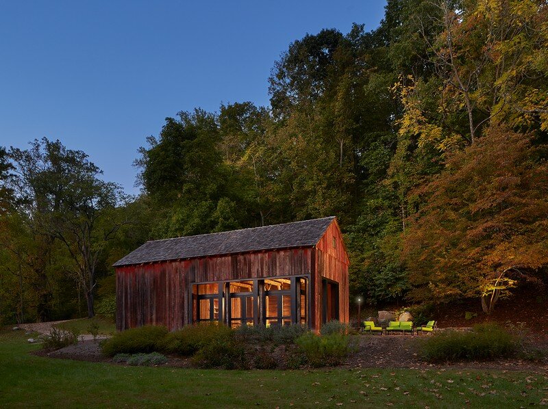 Red Barn at Hazel River Cabin Bonstra Haresign Architects 9