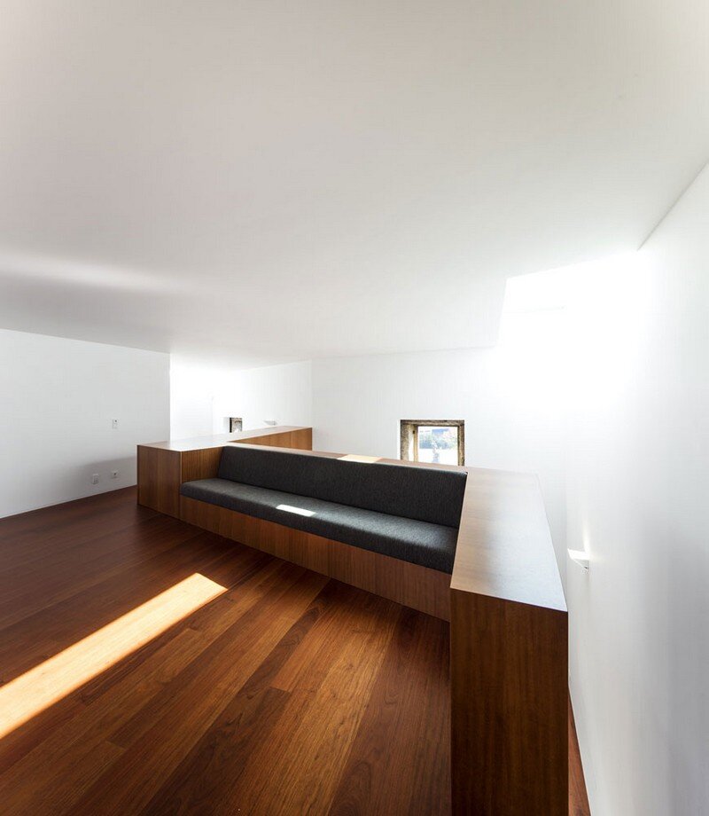 Vigario House is a Dialog Between Old and New (11)