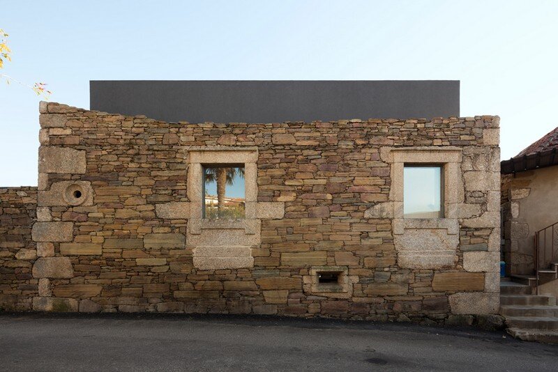 Vigario House is a Dialog Between Old and New (24)