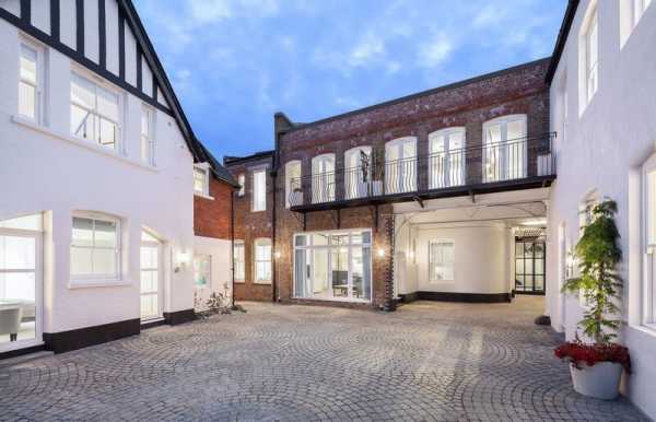 Bakery Place – Victorian Bakery Buildings Converted into 12 High-End Homes