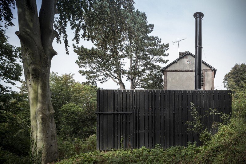 Black Wood House by Marchi Architectes (6)