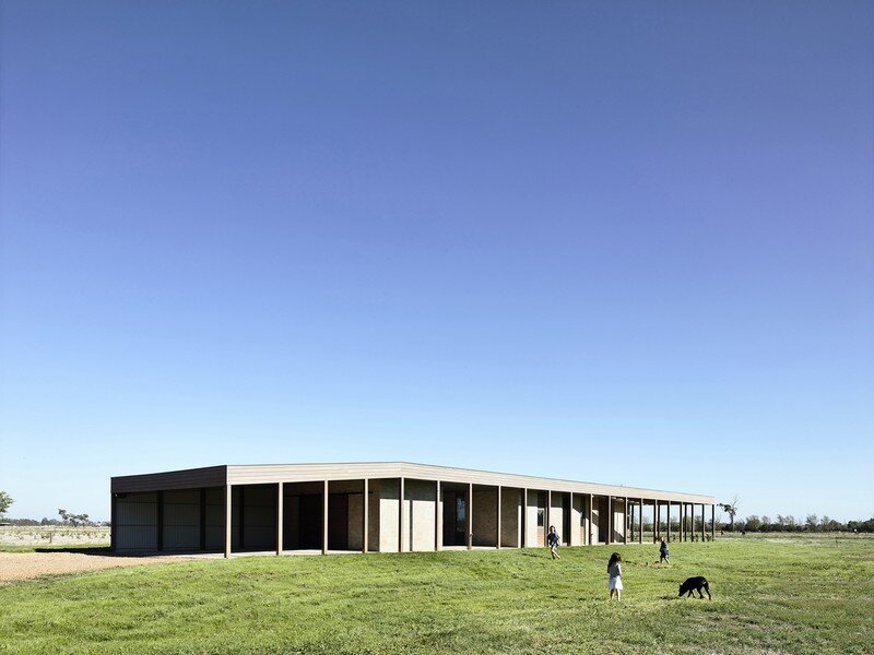 Goulburn Valley House by Rob Kennon Architects (1)