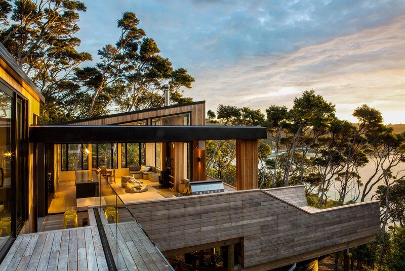 Holiday Home for a Family of Four on Kawau Island Dorrington Atcheson Architects (1)