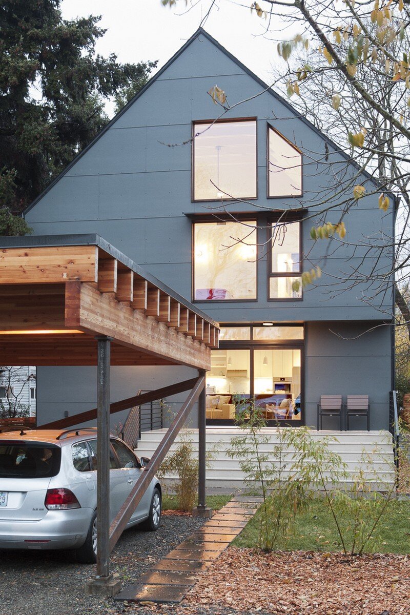 Palatine Passive House in North Seattle by Malboeuf Bowie Architecture (12)