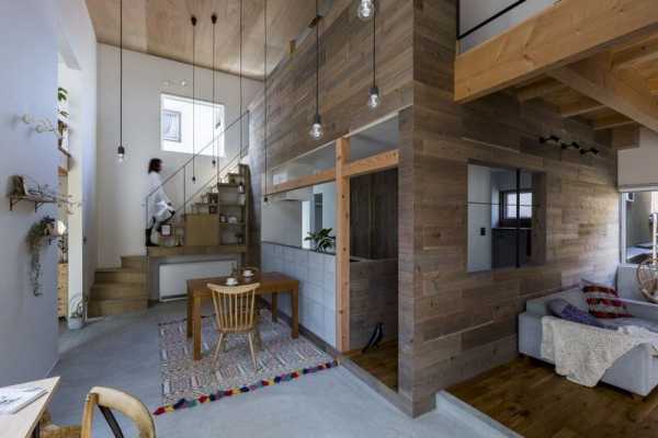 Uji House by ALTS Design Office