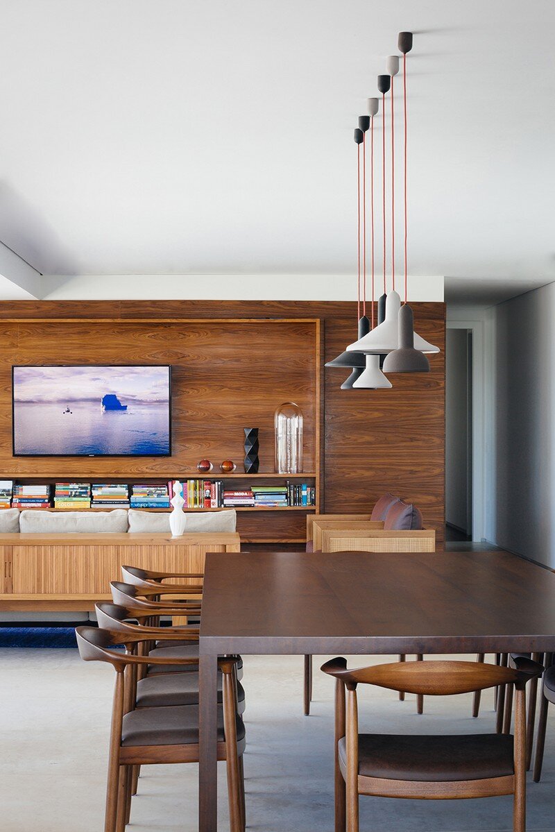 Ibirapuera Apartment - Mix of Contemporary and Brazilian Modern Classics 4