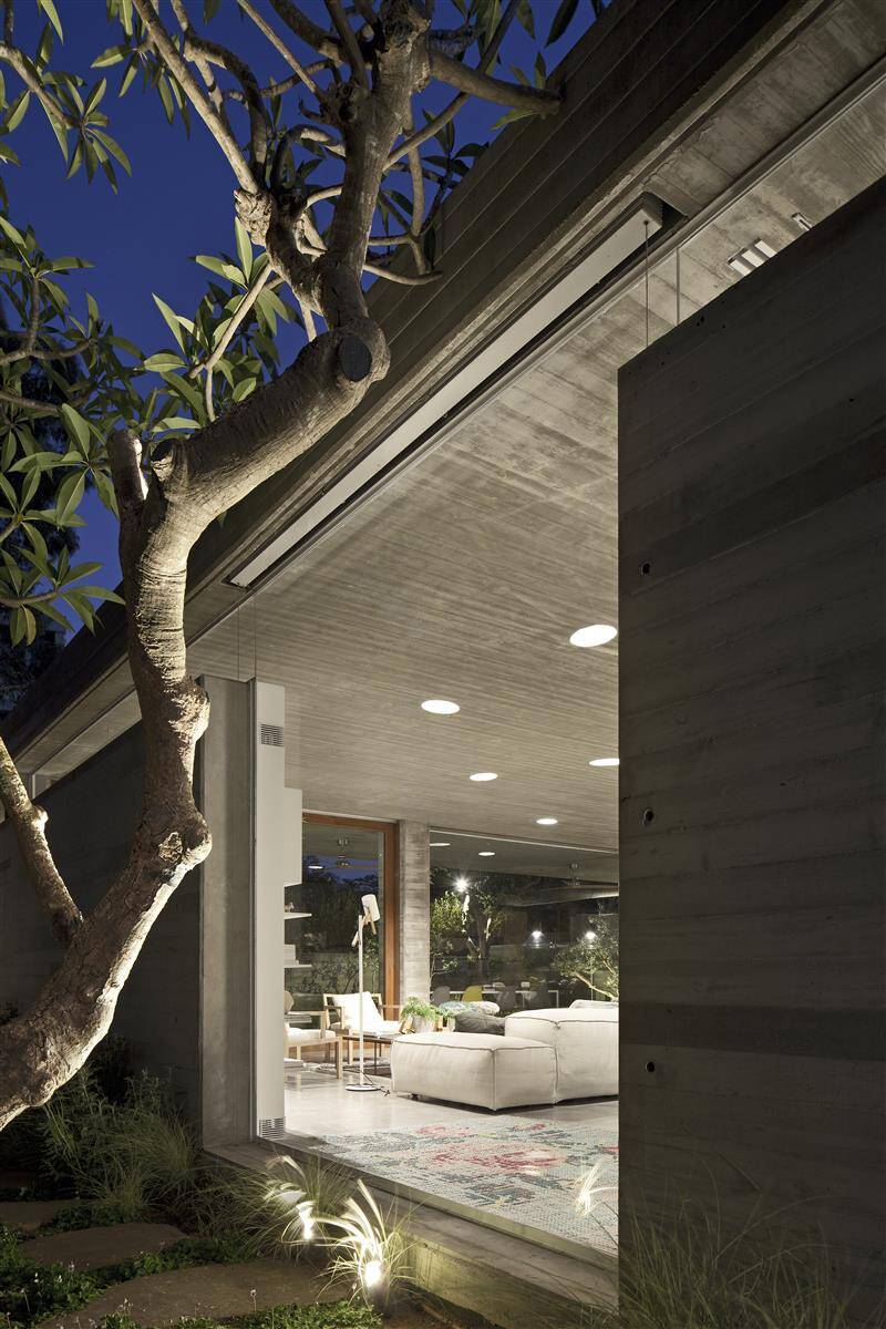 Kedem House in Ramat HaSharon- A House of an Architect (19)