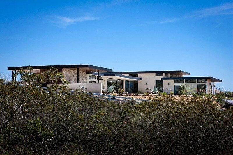 Mid-Century Modern Family House in San Diego Nakhshab Development and Design (13)