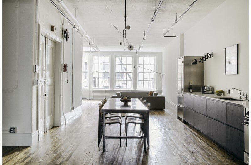 Two-Bedroom Home for a Family of Three / Bond Street Loft 2