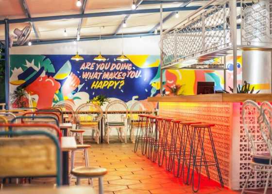 Yelo Eatery - Pop Interiors with Modern Industrial Vibe 13