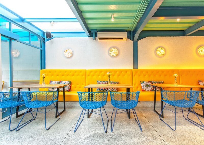 Yelo Eatery - Pop Interiors with Modern Industrial Vibe 3