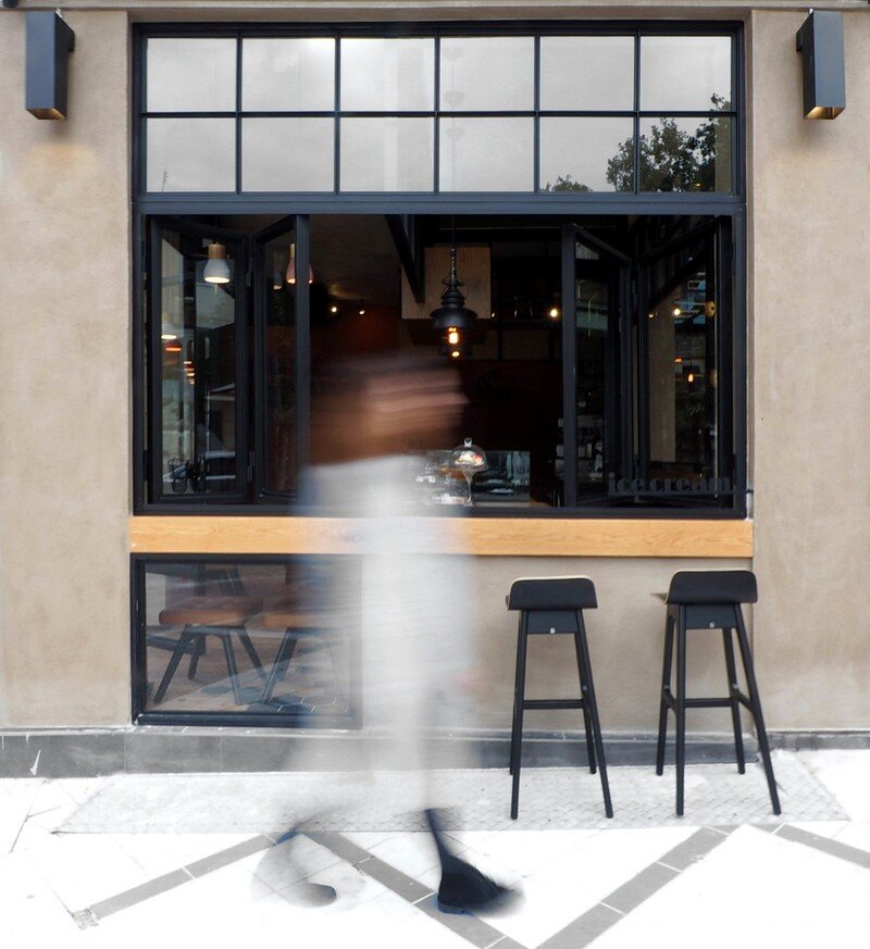 Cups Nine Cafe / Normless Architecture Studio 11