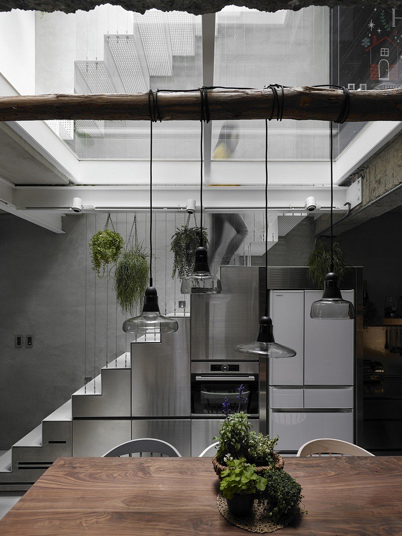 Old Three-Story Townhouse Renovated in Taipei 2