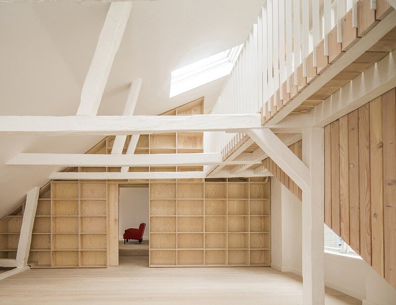 Studiomama Completes Renovation of Apartments in 1720s House 9