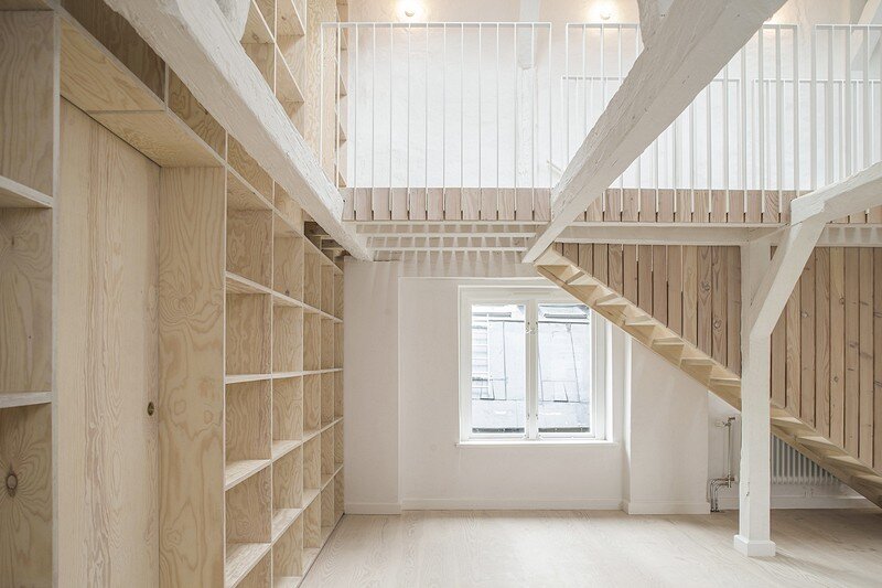 Studiomama Completes Renovation of Apartments in 1720s House 1