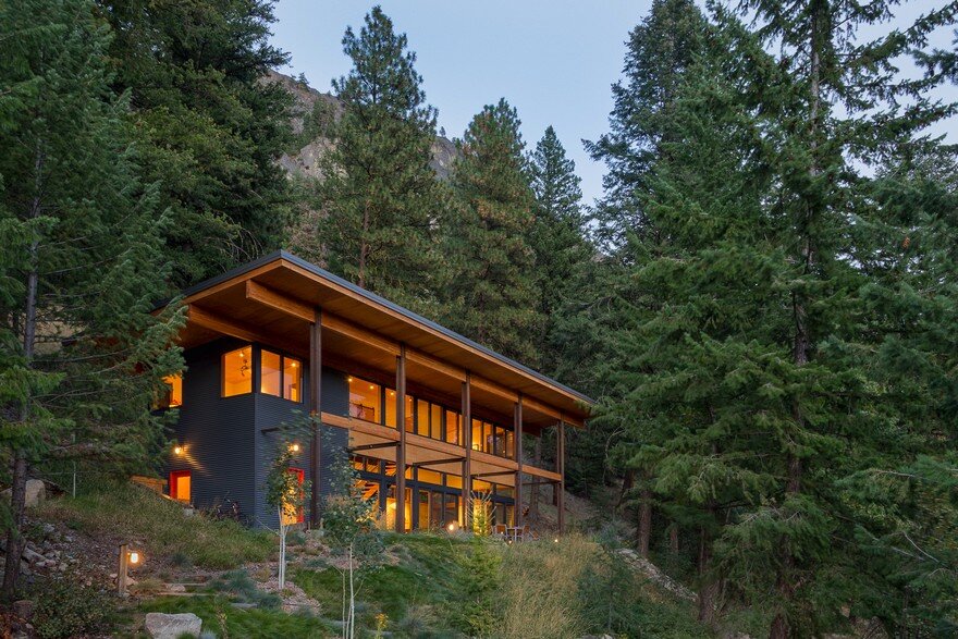 Chechaquo Cabin - Natural Modern Mountain Cabin Design