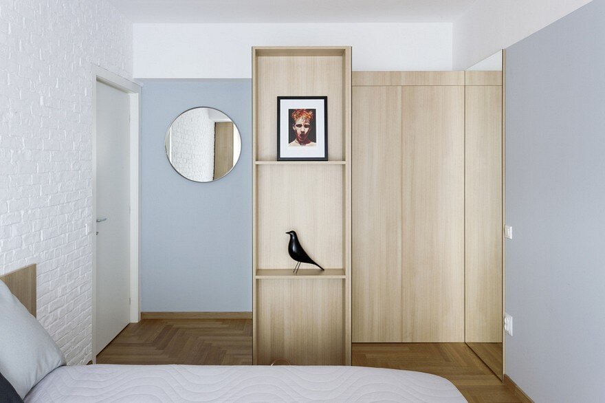 Inviting Apartment With A Stylish and Warm Interior Design Rosu & Ciocodeica 20