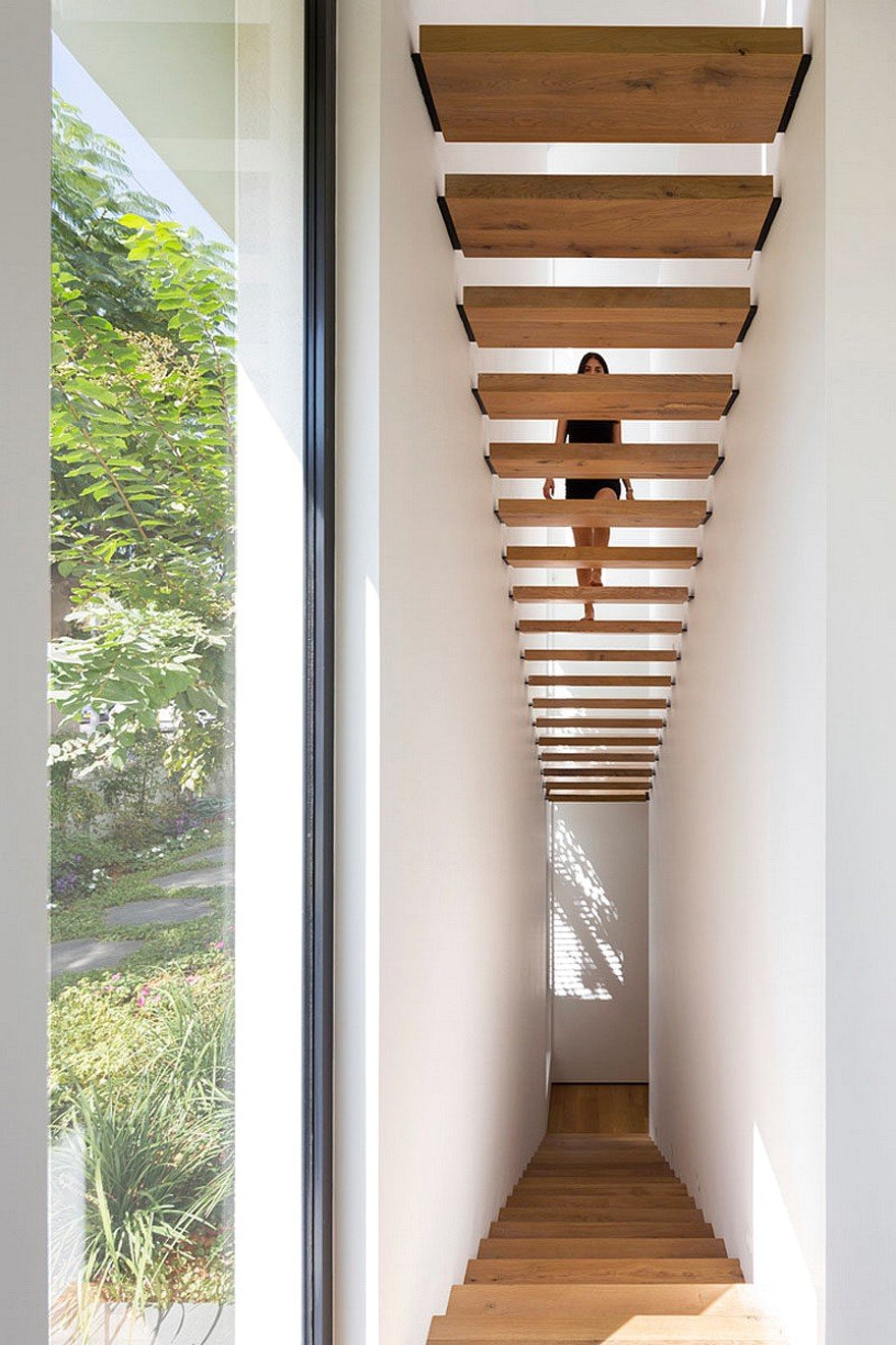 Rishon LeZion House - Shachar Rozenfeld Architects 12