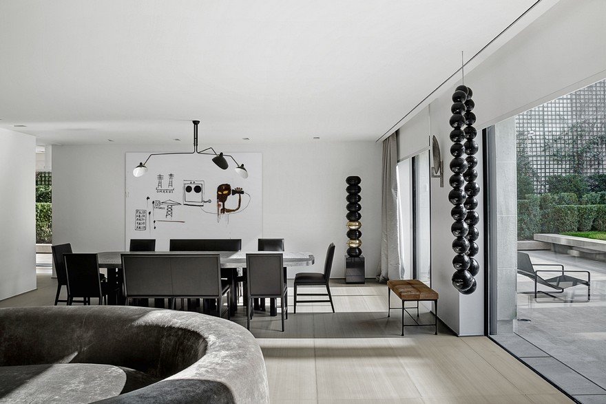 Sophisticated Parisian Apartment by Olivier Dwek 11