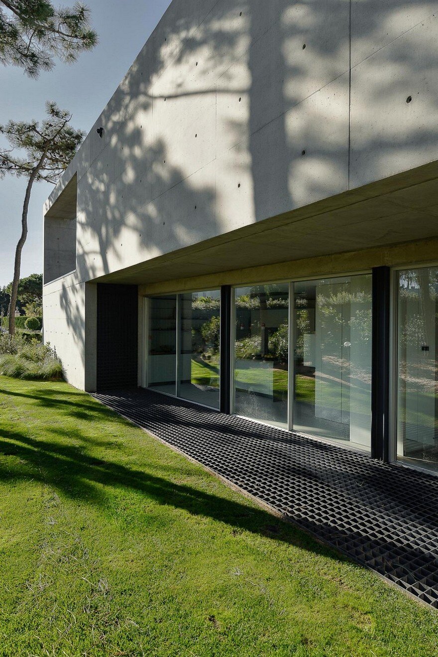 Patio House - The Wall House / Guedes Cruz Arquitectos 1