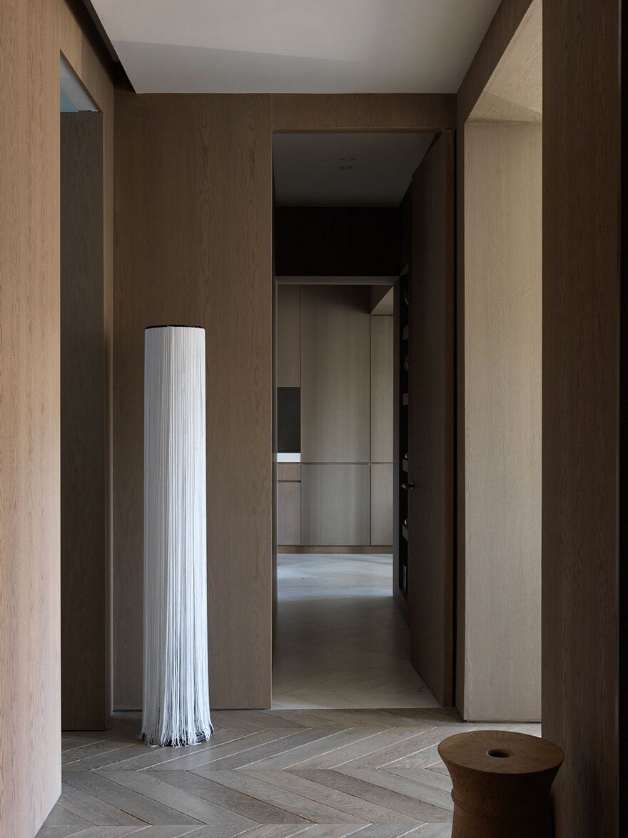 JR Apartment by Nicolas Schuybroek Architects 1