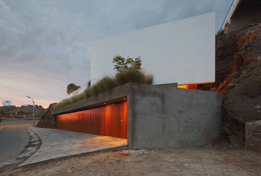 Lapa House in Lima by Martin Dulanto Arquitecto 23