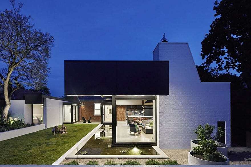 Pond House Marrandillas by Nic Owen Architects