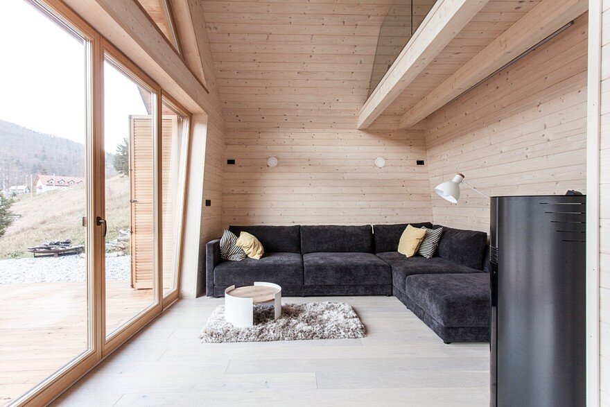 The Wooden House by Studio Pikaplus 7