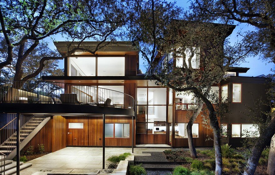 Tree Residence by Miro Rivera Architects