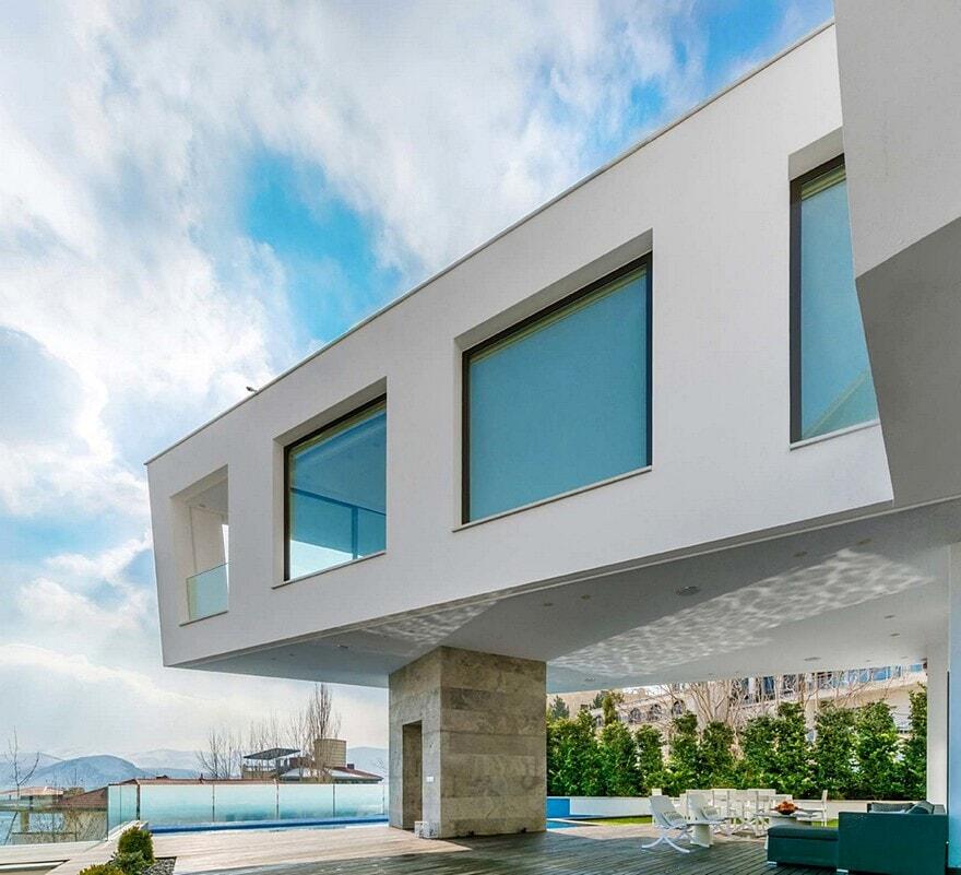 Lavasan Villa by Hariri & Hariri Architecture 2