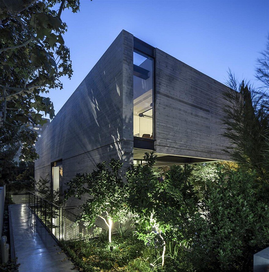 SB House by Pitsou Kedem Architects 28