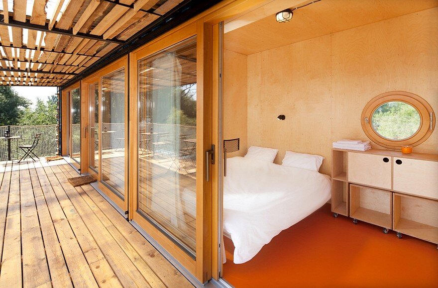 Small Mobile Hotel Made From Three Shipping Containers 4