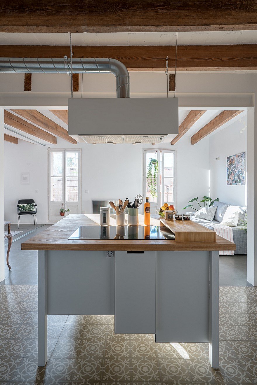 75 sqm Apartment Rehabilitation in a Old Building in Barcelona 6