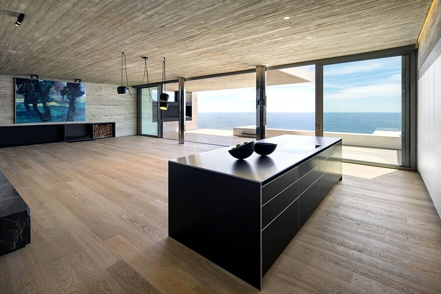 Bantry Bay House Offers Spectacular Ocean Sunsets Views 12