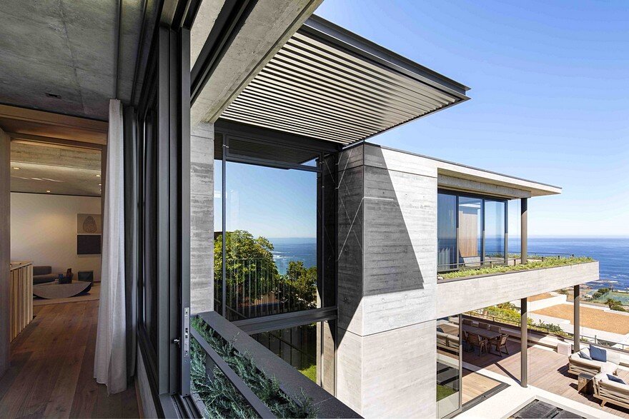 Clifton House in Cape Town with a Panoramic View of the Ocean 14