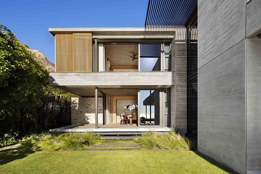 Clifton House in Cape Town with a Panoramic View of the Ocean 1