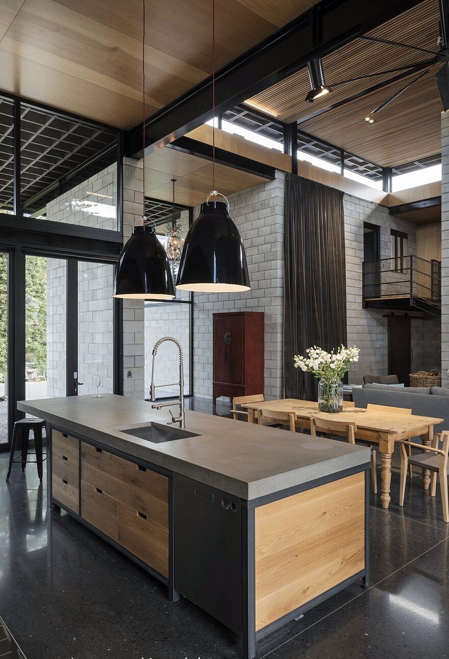 Double Height Living Spaces Add Drama to This Industrial-Style House 7