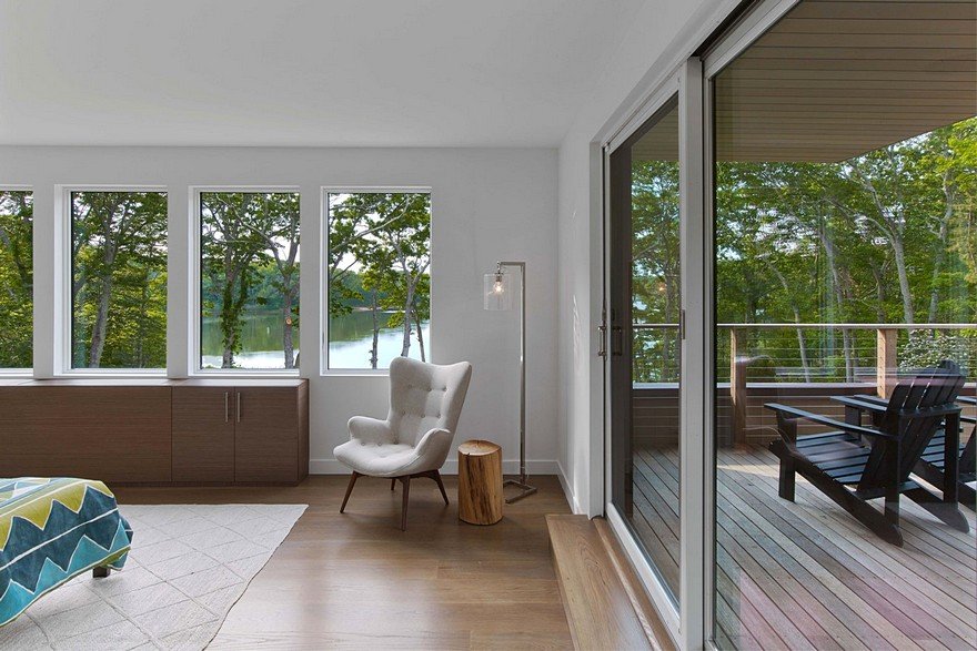 Fish Cove House Updates the Hamptons Vernacular with a Modern Attitude 10