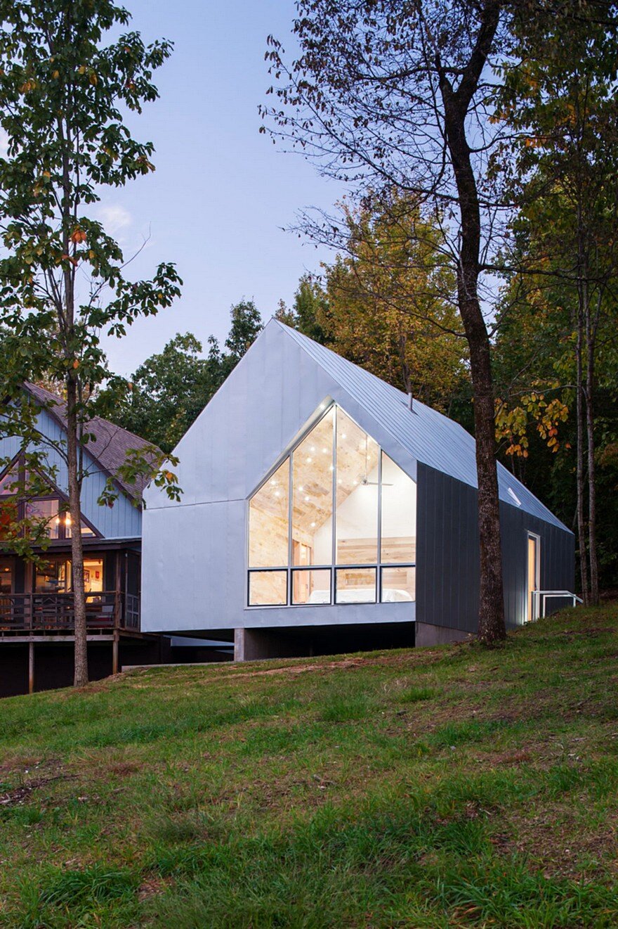 Foley Ridge Cabin is Conceived as a Galvanized Steel Monolith Elevated on Two Concrete Walls 1