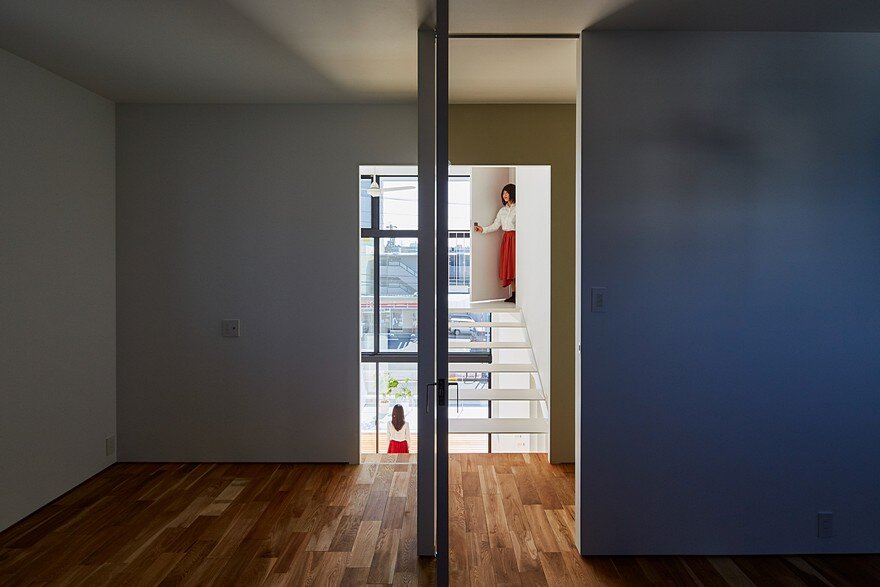 Keitaro Muto Architects Design a New Japan Three-Story Open House 11