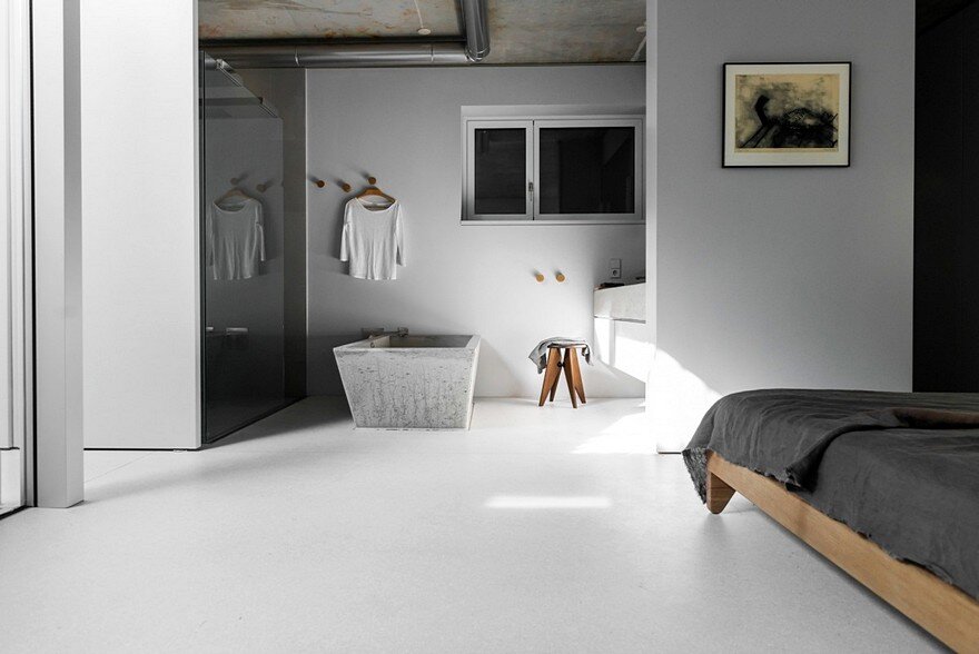 Minimalist Home with a Sleek and Clean Interiors by Studio Loft Kolasiński 12