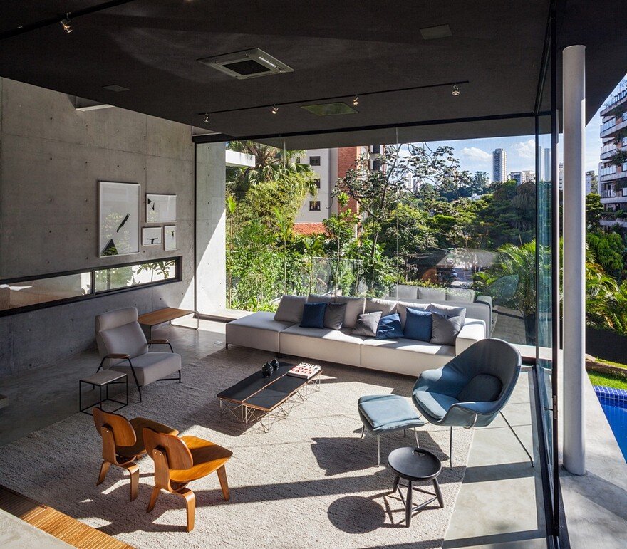 This São Paulo House Has a Mixed Structural Design that Combines Concrete with Steel 11